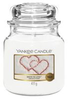 5038580011029 Yankee Candle Snow In Love Medium Jar